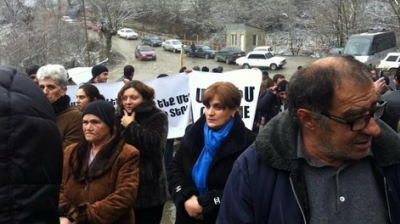 Maksim Hakobyan's Brother Intimidated Demonstrators